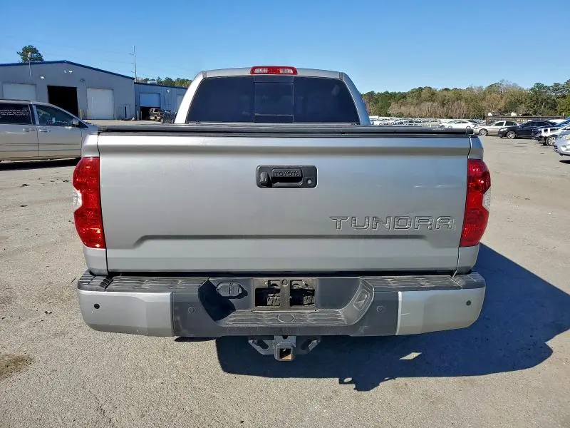 2018 TOYOTA TUNDRA DOUBLE CAB LIMITED  