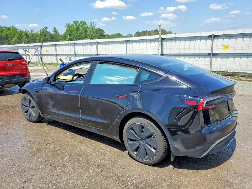 2025 TESLA MODEL 3   