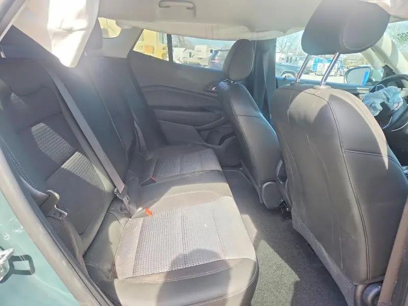 2025 CHEVROLET TRAX 1LT  