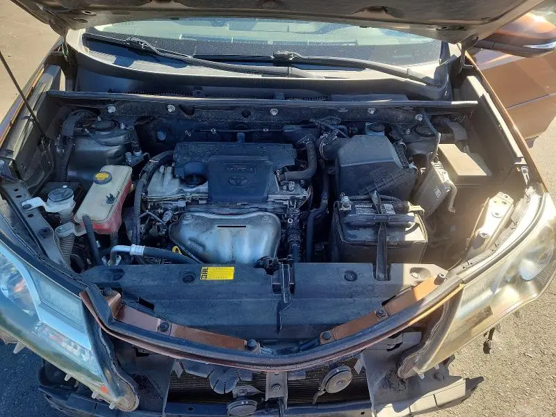 2014 TOYOTA RAV4 XLE  