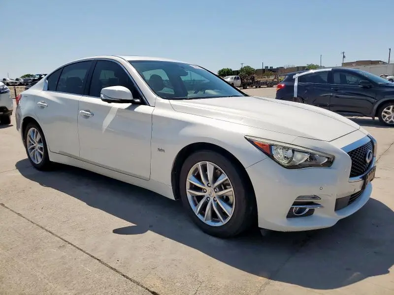 2017 INFINITI Q50 PREMIUM