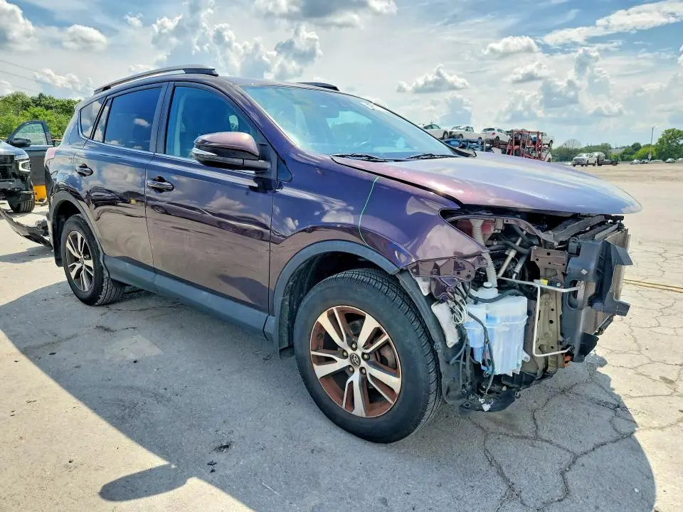 2017 TOYOTA RAV4 XLE  