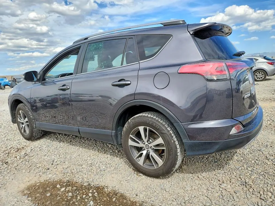 2018 TOYOTA RAV4 XLE  