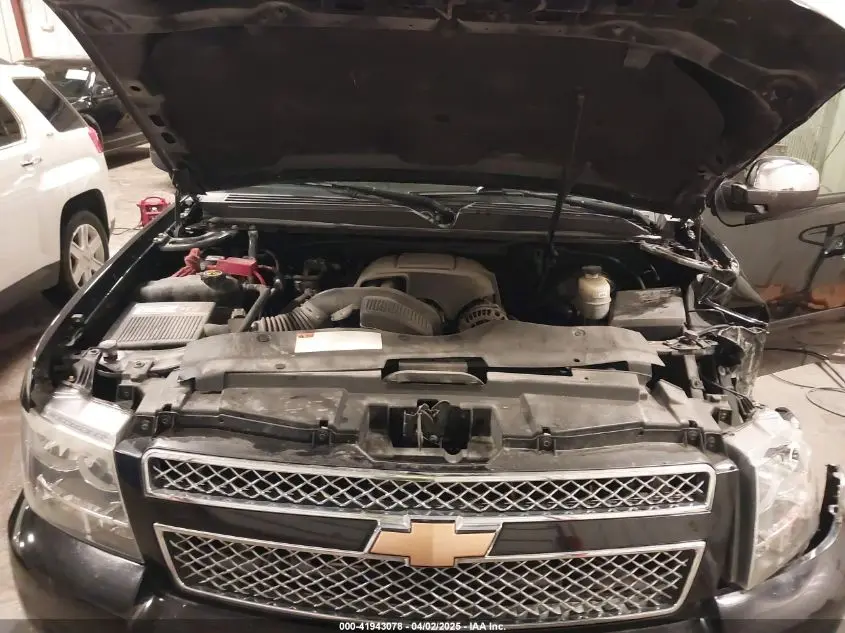 2013 CHEVROLET AVALANCHE LS