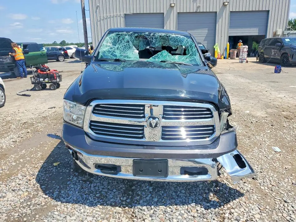 2014 RAM 1500 SLT  