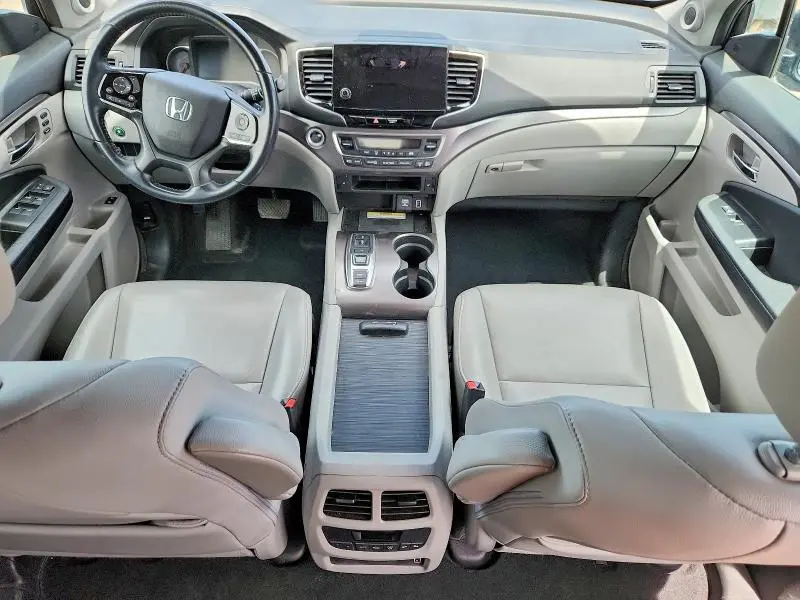 2022 HONDA PILOT SE  