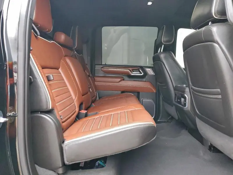 2024 GMC SIERRA K2500 DENALI ULTIMATE  