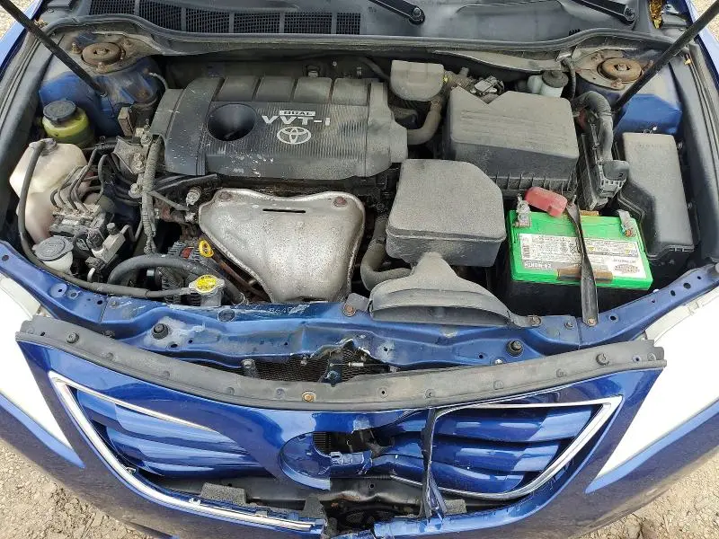 2010 TOYOTA CAMRY LE  
