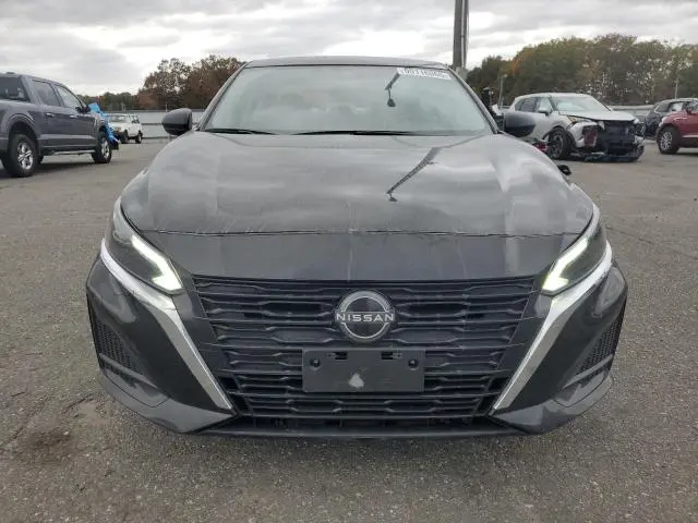 2024 NISSAN ALTIMA SV  