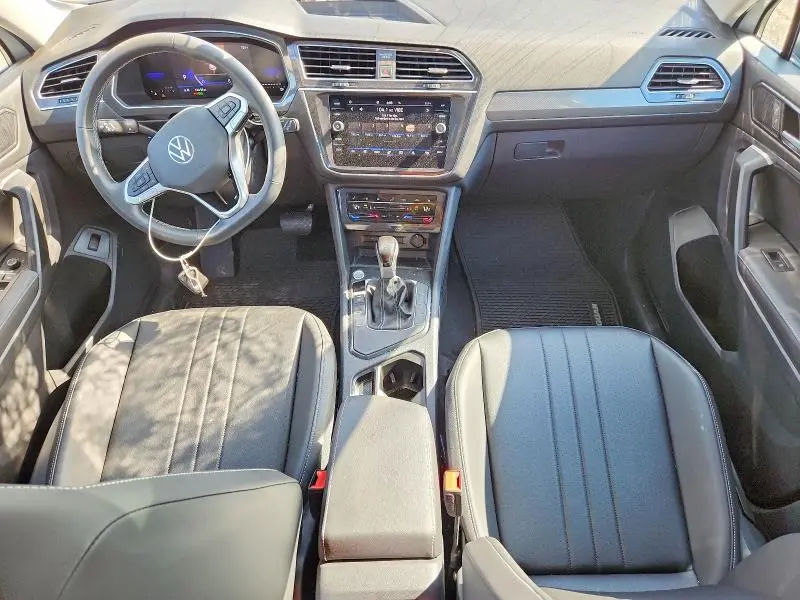 2024 VOLKSWAGEN TIGUAN SE  