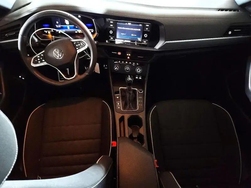 2024 VOLKSWAGEN JETTA SPORT  