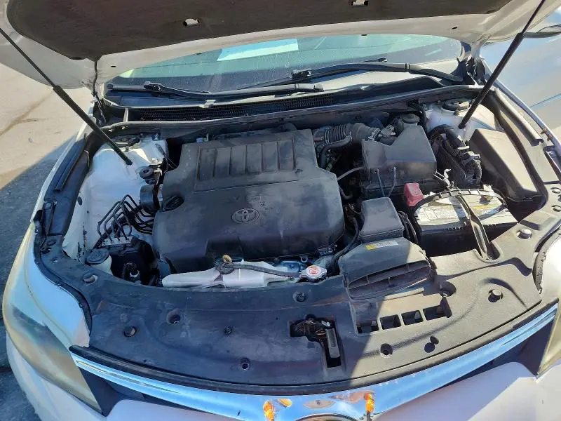 2017 TOYOTA AVALON XLE  