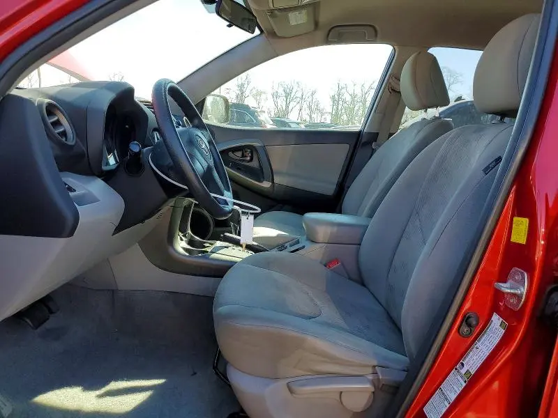 2011 TOYOTA RAV4 BASE  