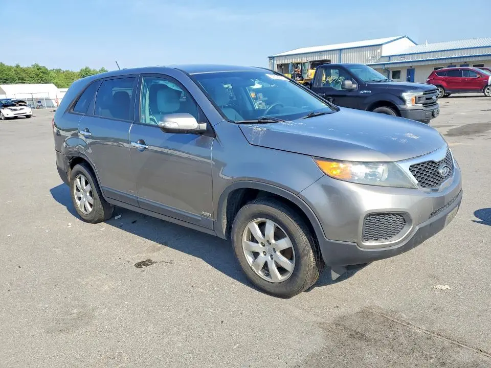 2012 KIA SORENTO LX  