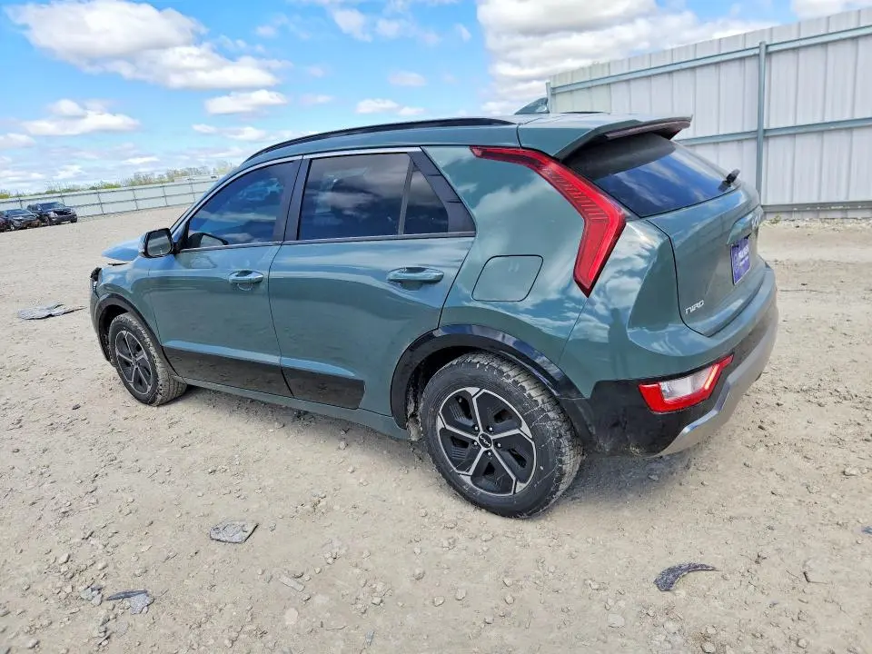 2023 KIA NIRO SX  