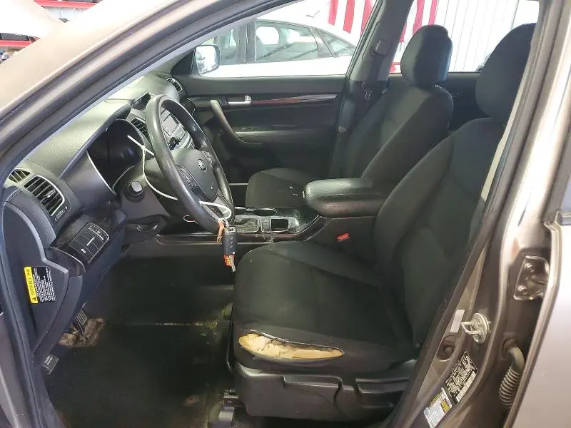 2014 KIA SORENTO LX  