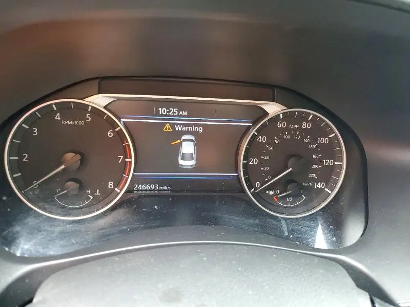 2019 NISSAN ALTIMA SR  