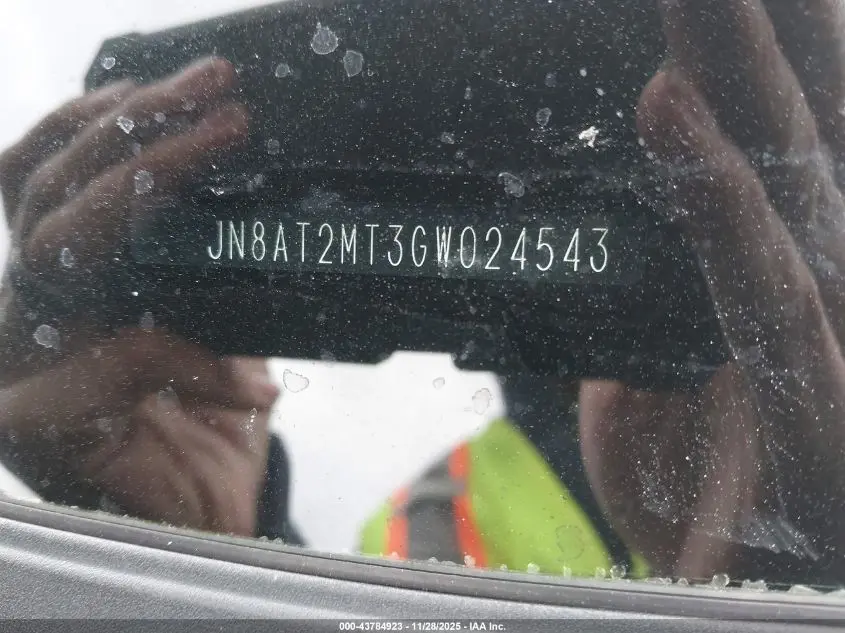 2016 NISSAN ROGUE SL