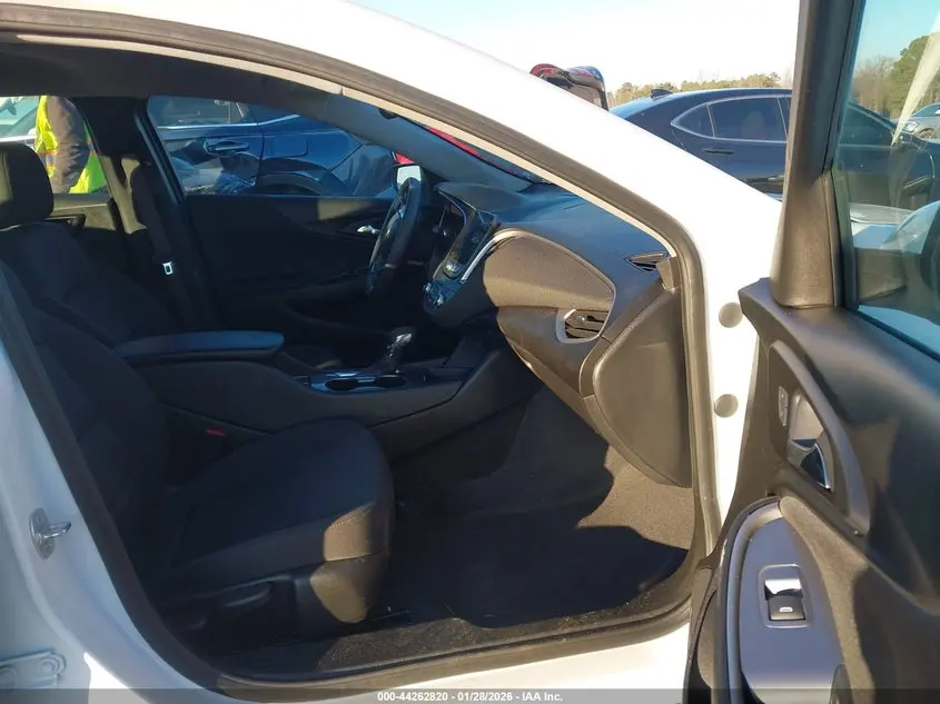 2024 CHEVROLET MALIBU FWD 1FL
