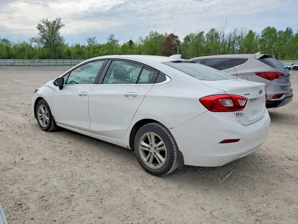2016 CHEVROLET CRUZE LT  