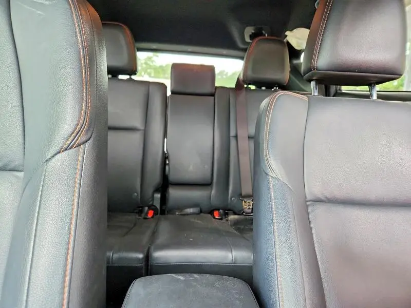 2018 TOYOTA RAV4 SE  