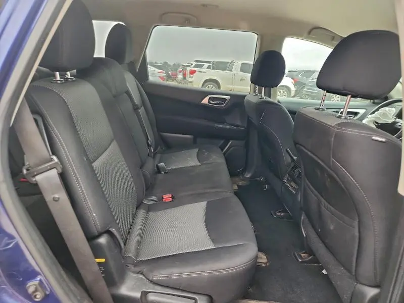 2017 NISSAN PATHFINDER S  