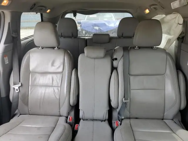 2015 TOYOTA SIENNA XLE  