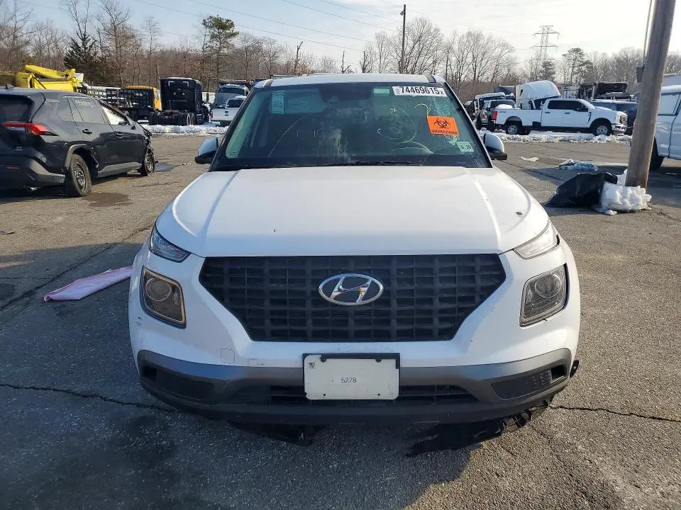 2021 HYUNDAI VENUE SE  