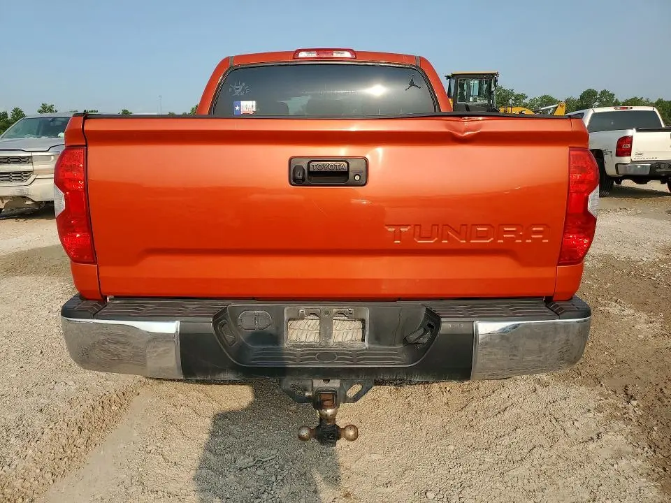 2016 TOYOTA TUNDRA SR5  