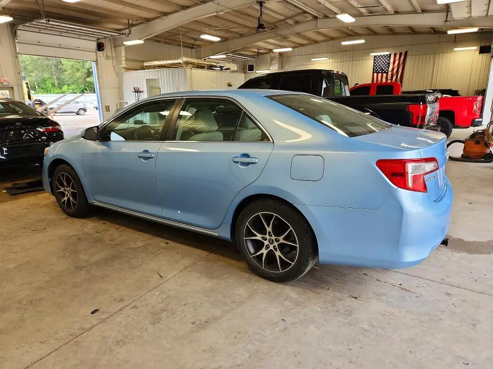 2012 TOYOTA CAMRY LE  