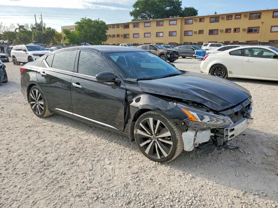 2019 NISSAN ALTIMA PLATINUM  