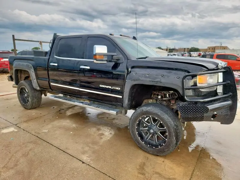 2015 GMC SIERRA K2500 DENALI  