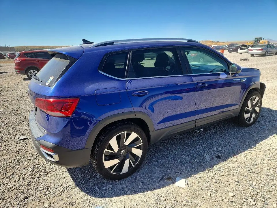 2024 VOLKSWAGEN TAOS SEL  