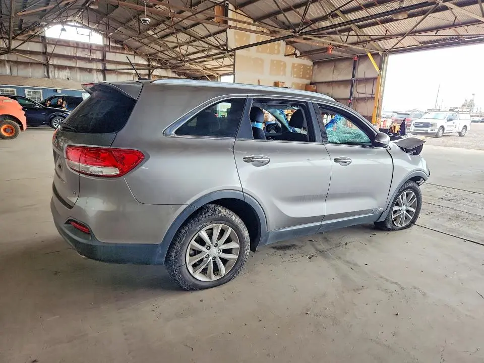 2018 KIA SORENTO LX V6  