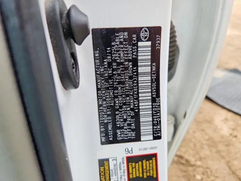 2014 TOYOTA CAMRY LE  