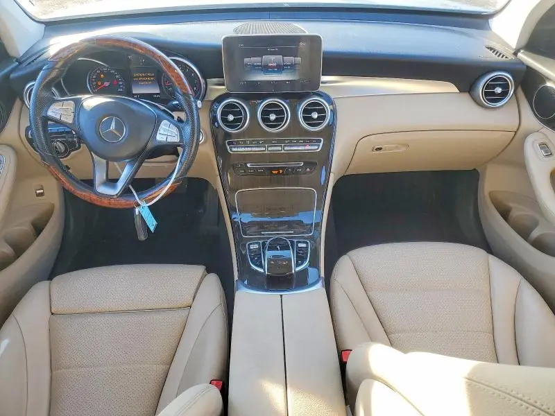 2016 MERCEDES-BENZ GLC 300  