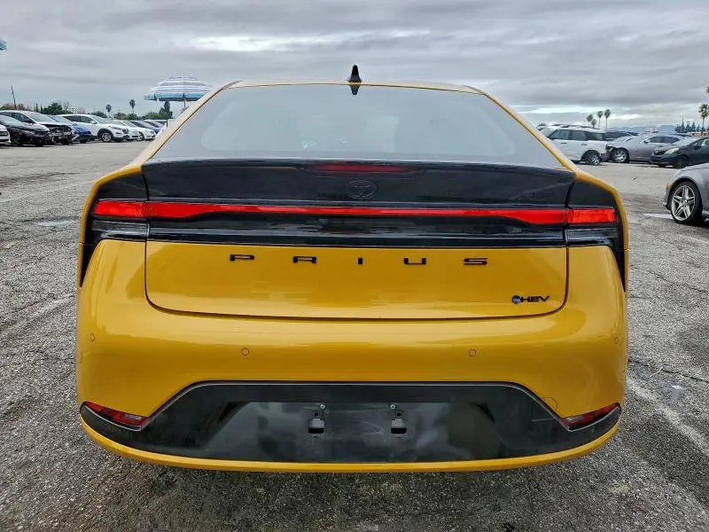 2026 TOYOTA PRIUS LE  