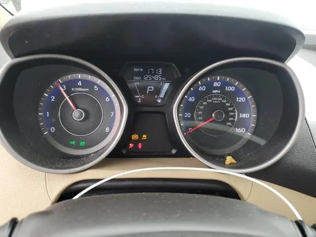 2013 HYUNDAI ELANTRA   