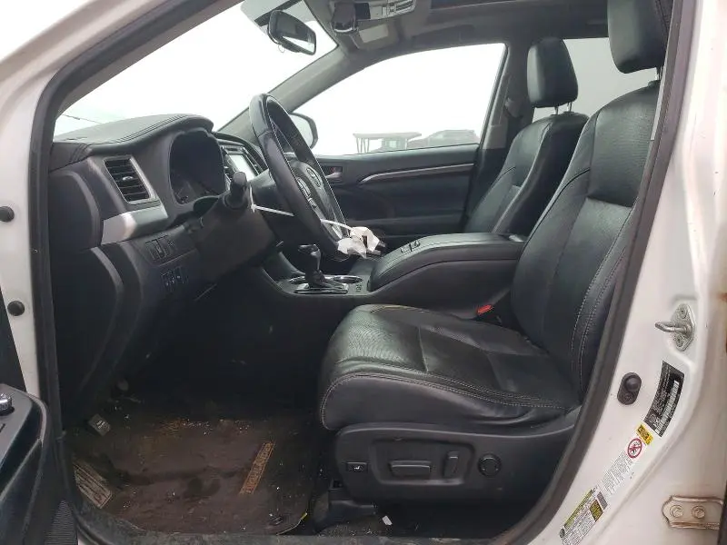 2016 TOYOTA HIGHLANDER LIMITED  