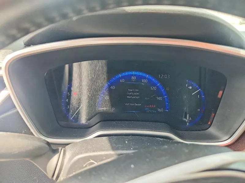 2021 TOYOTA COROLLA XLE  