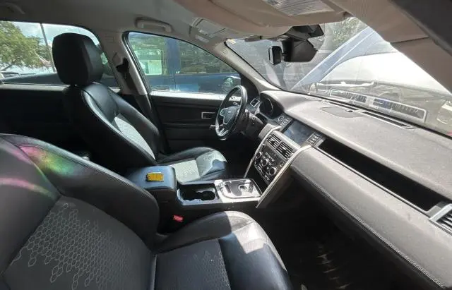 2017 LAND ROVER DISCOVERY SPORT SE  
