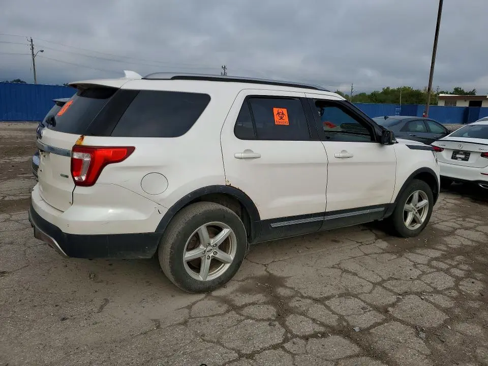 2016 FORD EXPLORER XLT  