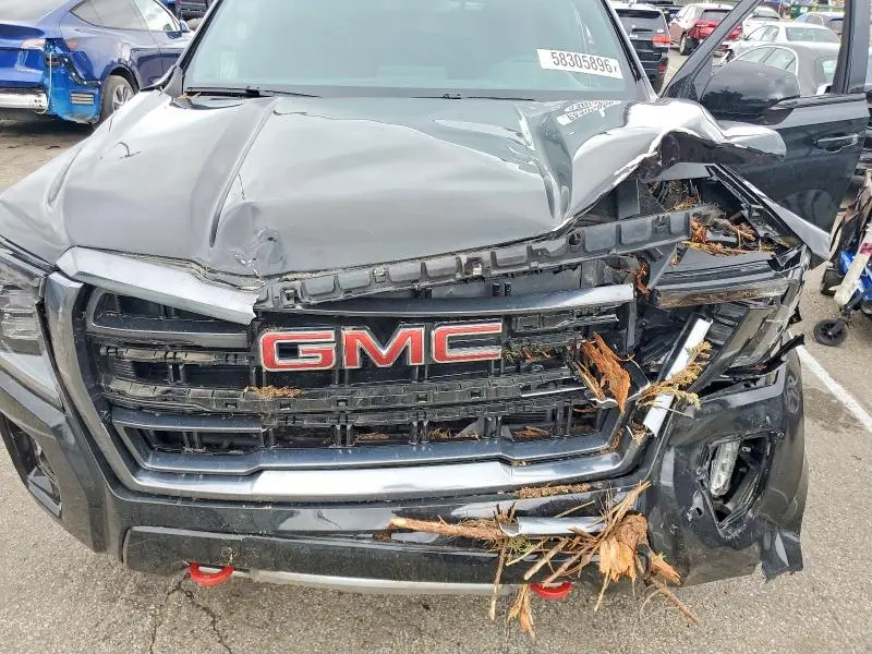 2024 GMC YUKON AT4  