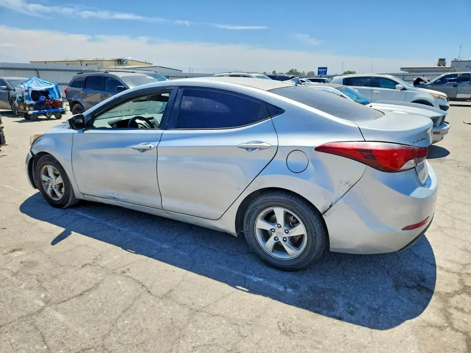 2014 HYUNDAI ELANTRA SE  