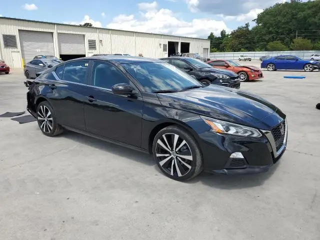 2020 NISSAN ALTIMA SR  