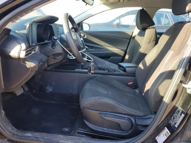 2021 HYUNDAI ELANTRA SEL  