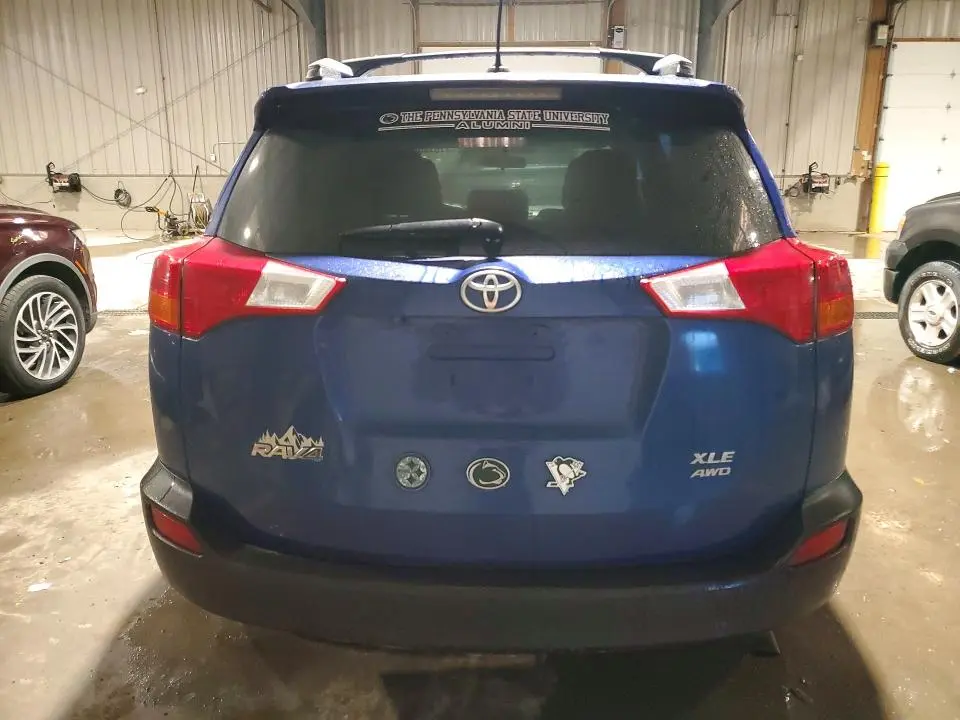 2014 TOYOTA RAV4 XLE  