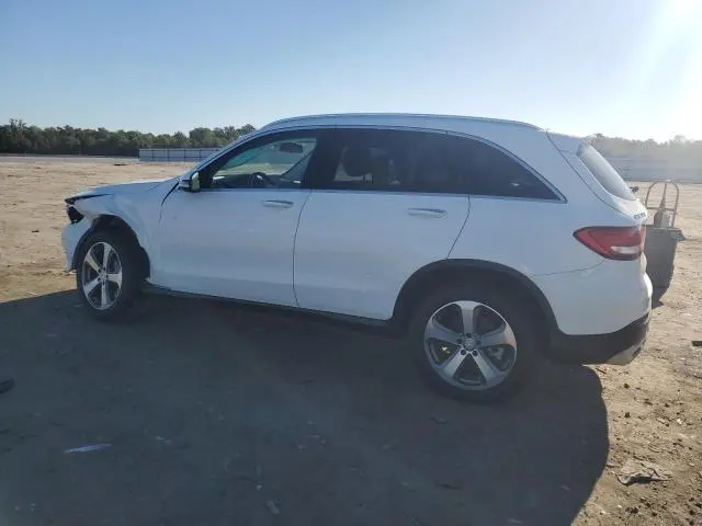 2016 MERCEDES-BENZ GLC 300