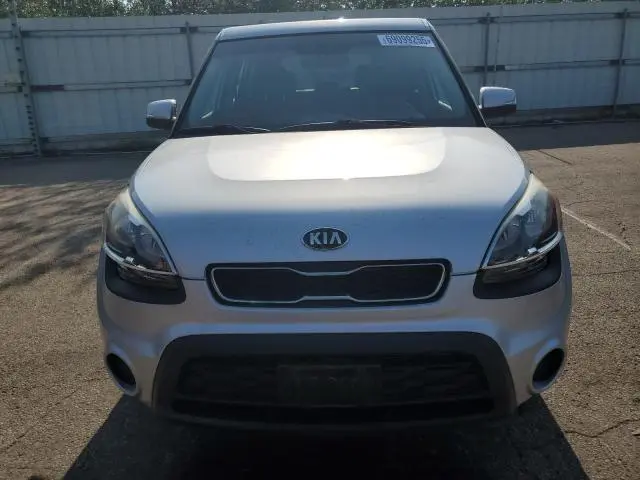 2013 KIA SOUL +  