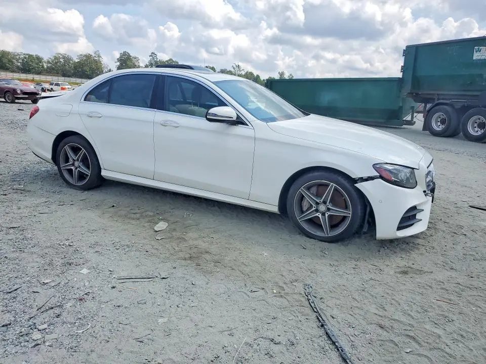 2017 MERCEDES-BENZ E 300 4MATIC  
